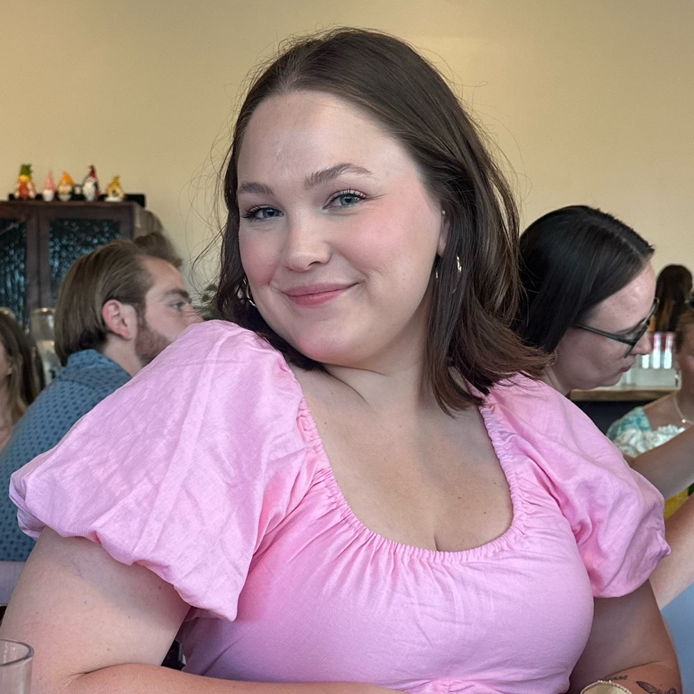 Meet your Posher, Kelly